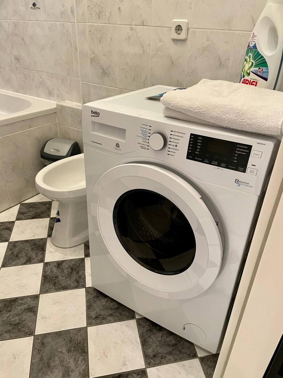 Gemutliche Wohnung Mit Super Lage Viena Exterior foto