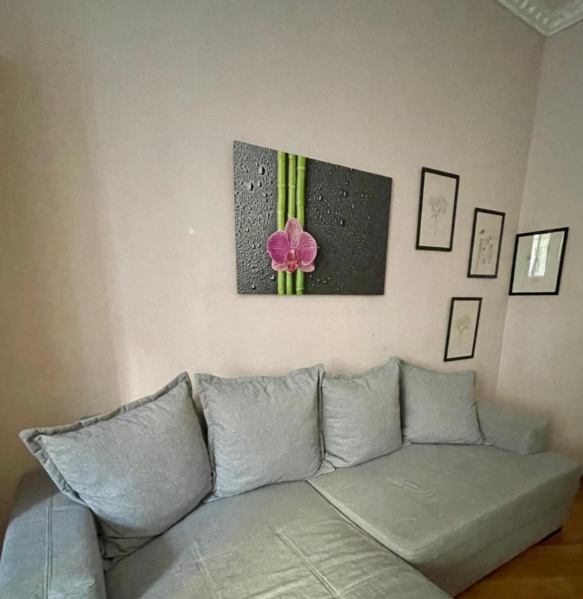 Gemutliche Wohnung Mit Super Lage Viena Exterior foto